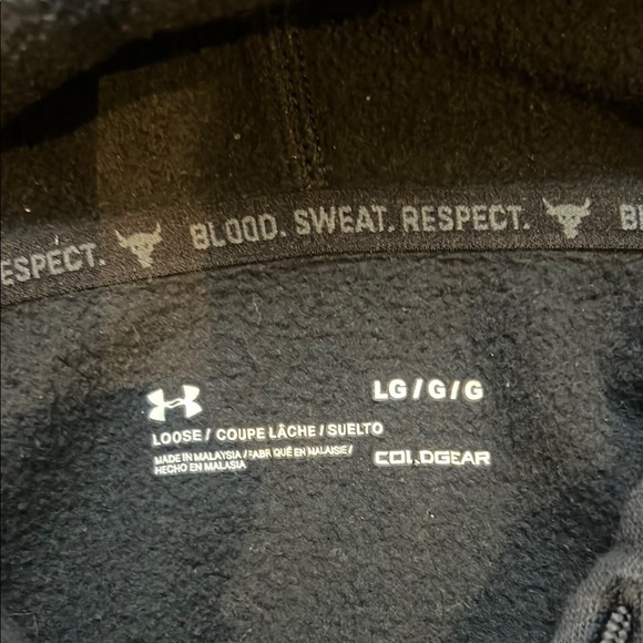 Under Armour Black Hoodie - Picture 1 of 6